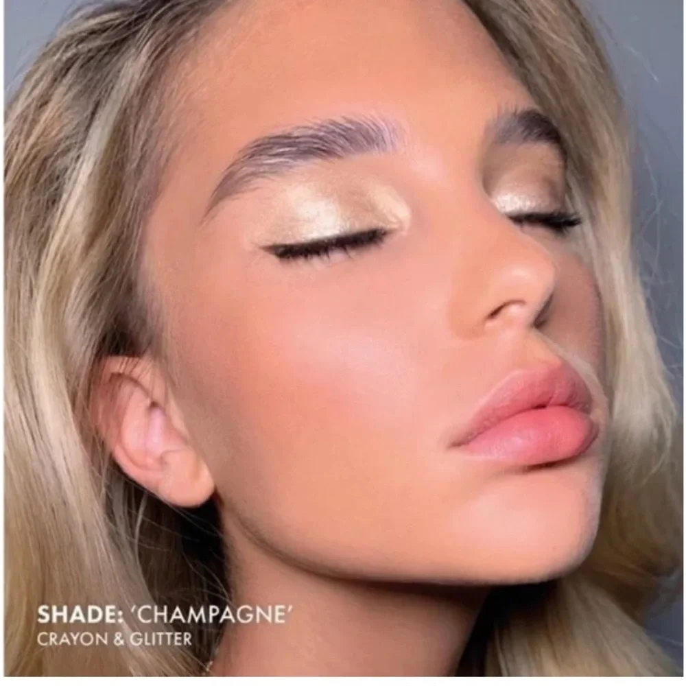 💎 ICONIC LONDON Glaze Crayon Intense in Champagne New in Box